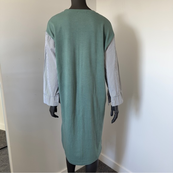 ⚪️ Nothing Better Green Shift Dress with Striped Button Cuffs Made in Korea | L - Picture 3 of 6